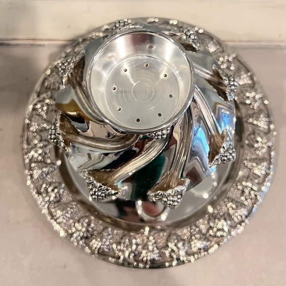 VINTAGE KARSHI JUDAICA SILVER PLATE KIDDUSH WINE FOUNTAIN - Picture 9 of 13